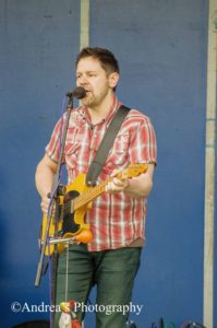 Those Deadbeat Cats photo - Ron Sayer