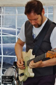 Those Deadbeat Cats photo - Ron Sayer on Guitar