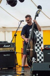 Those Deadbeat Cats - Wayne Beauchamp on Slap Bass